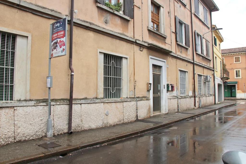 Апартаменты Casa Romeo Vinitaly - Free Parking - Wifi Верона Экстерьер фото